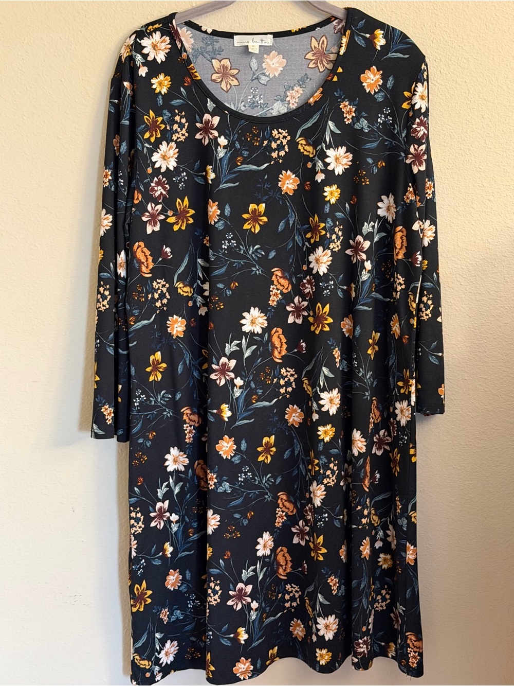 nine britton Black Long-Sleeve Floral Swing Dress